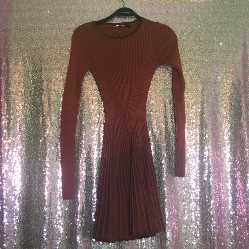 Mini long sleeve Fall dress